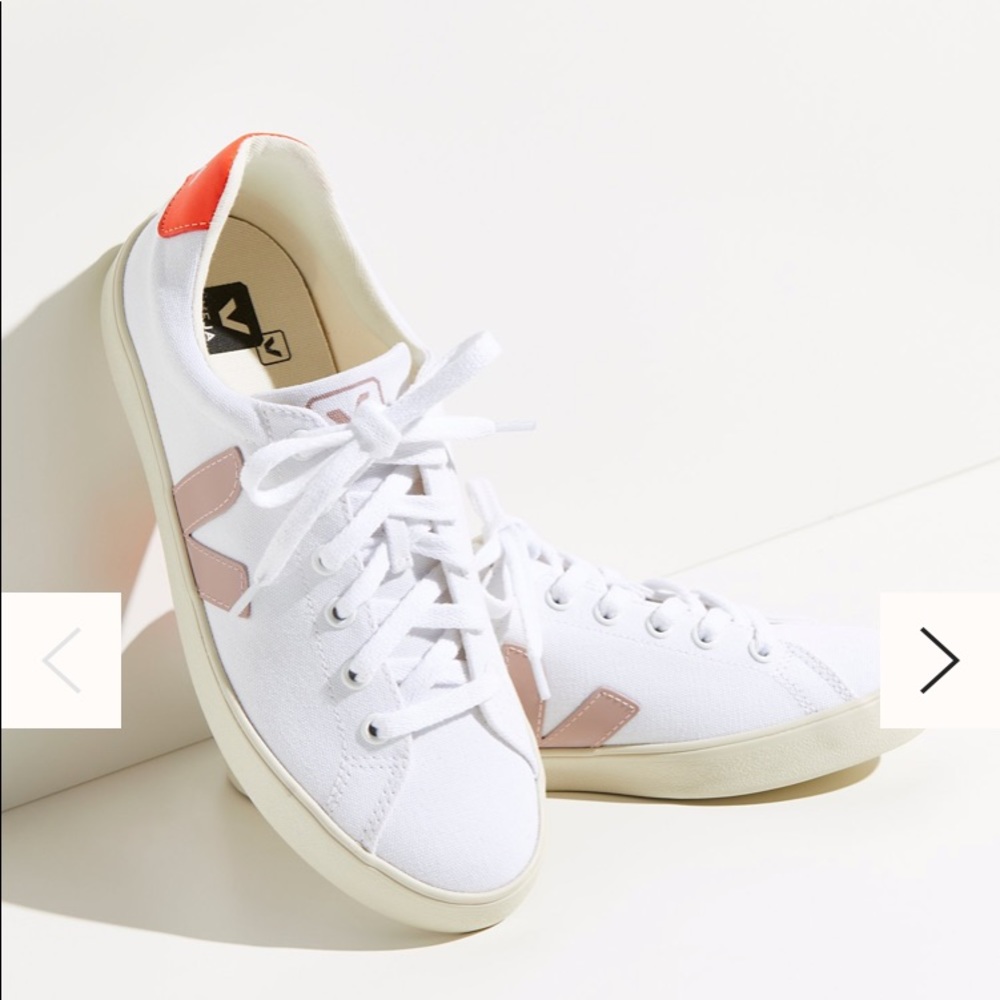 Veja Canvas Esplar Sneakers